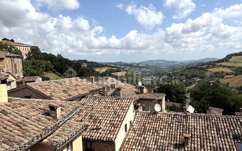 Trilocale ottimo stato, secondo piano, Centro, Urbino — foto 13 di 18