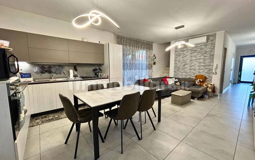 Villa bifamiliare, buono stato, 160 m², Centro, Pettorazza Grimani — foto 6 di 21