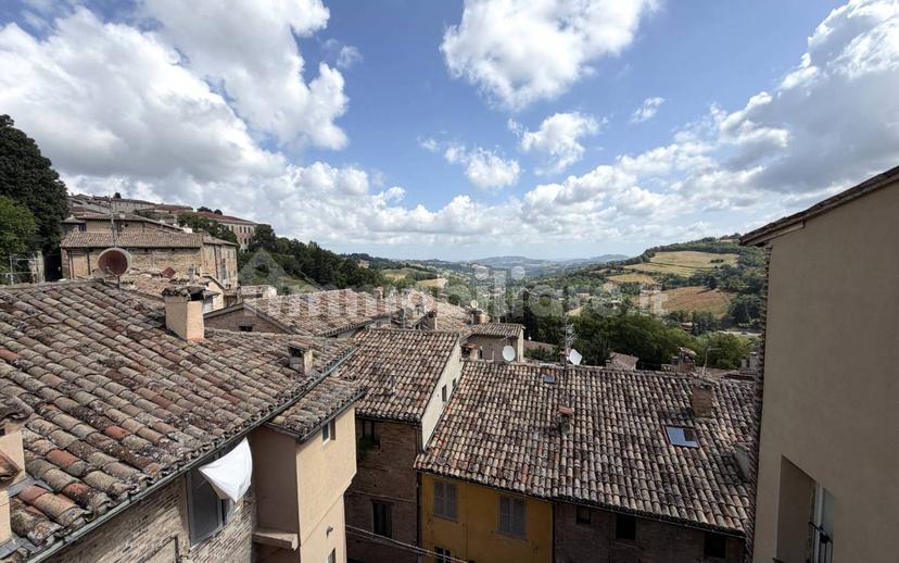 Trilocale ottimo stato, secondo piano, Centro, Urbino — foto 9 di 18