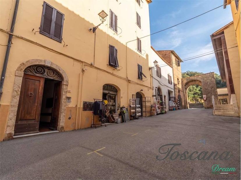 Appartamento buono stato, primo piano, Centro, Massa Marittima — foto 37 di 46