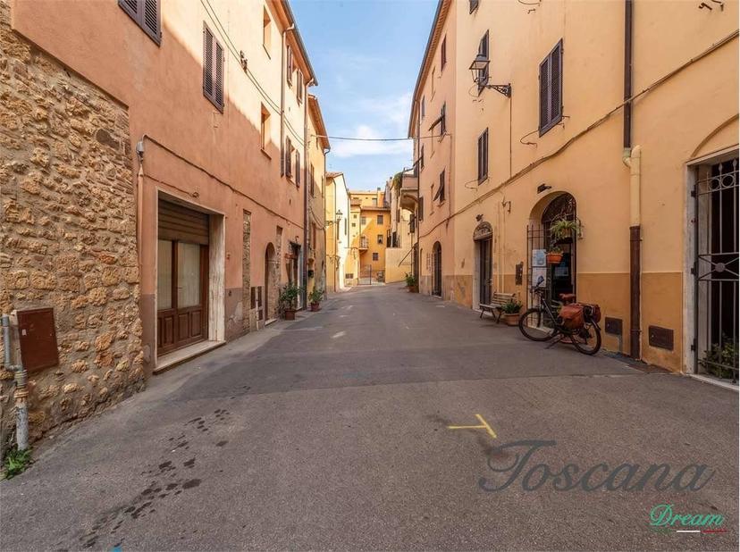 Appartamento buono stato, primo piano, Centro, Massa Marittima — foto 19 di 46