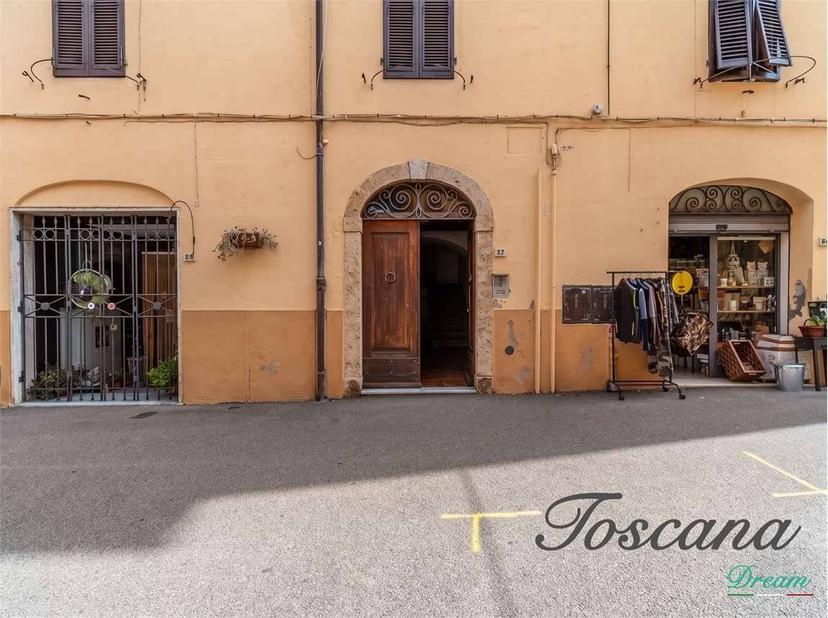 Appartamento buono stato, primo piano, Centro, Massa Marittima — foto 4 di 46