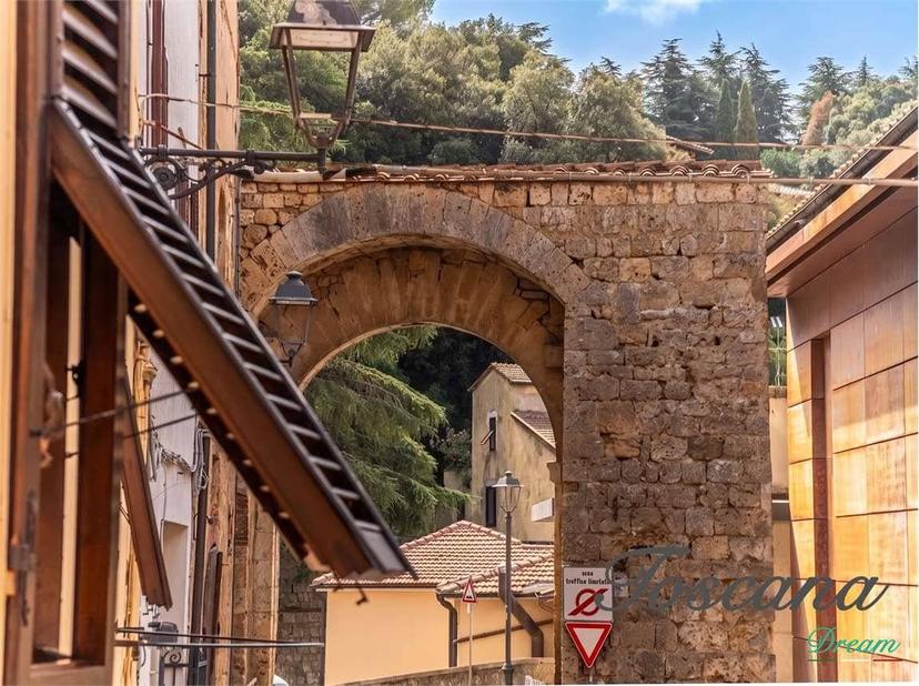 Appartamento buono stato, primo piano, Centro, Massa Marittima — foto 11 di 46