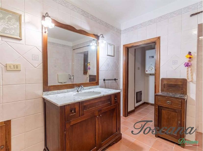 Appartamento buono stato, primo piano, Centro, Massa Marittima — foto 44 di 46