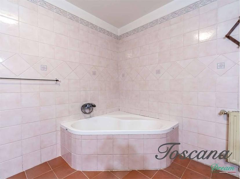 Appartamento buono stato, primo piano, Centro, Massa Marittima — foto 33 di 46