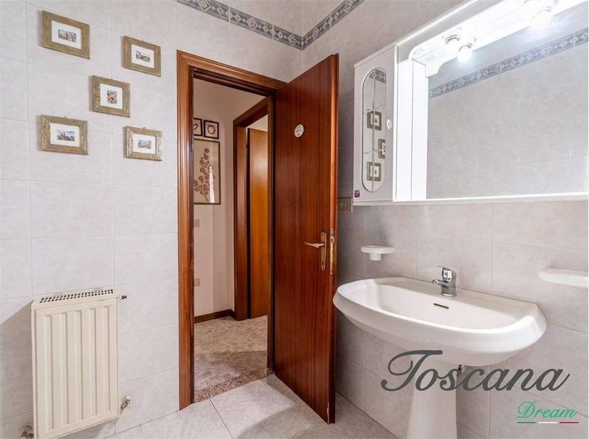 Appartamento buono stato, primo piano, Centro, Massa Marittima — foto 24 di 46