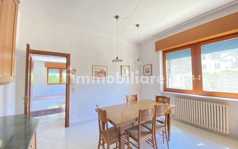 Villa bifamiliare via Camillo Benso di Cavour 76, Villafranca di Verona — foto 9 di 27