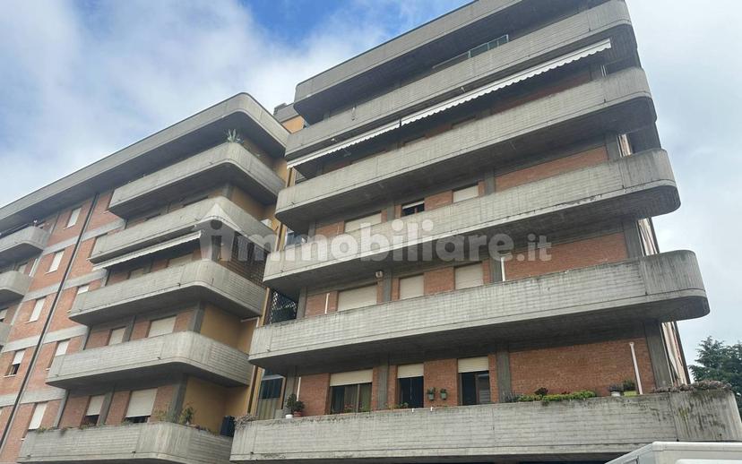 Appartamento ottimo stato, secondo piano, Centro, Vignola — foto 4 di 17