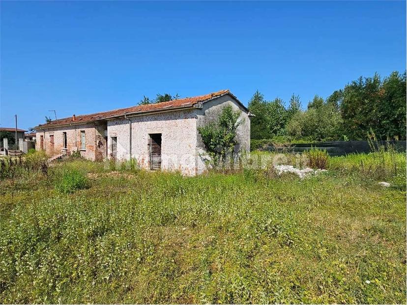 Terratetto unifamiliare via del melaro, Romagnano, Massa — foto 9 di 17