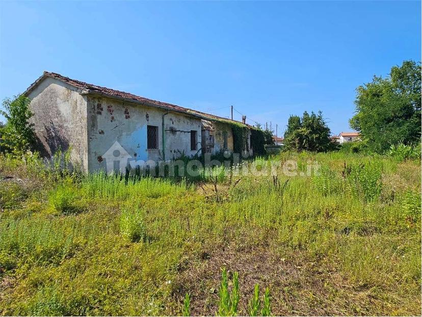 Terratetto unifamiliare via del melaro, Romagnano, Massa — foto 15 di 17