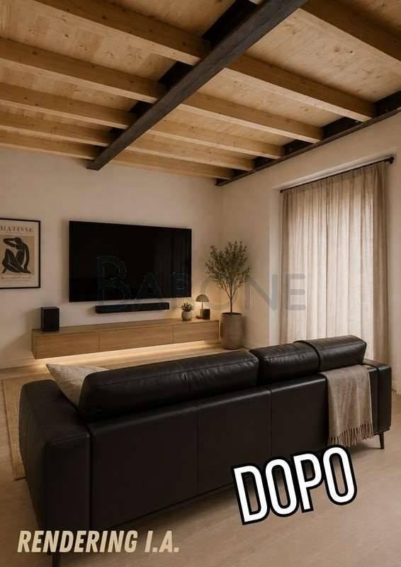 Trilocale via cavallotti, Centro, Massa