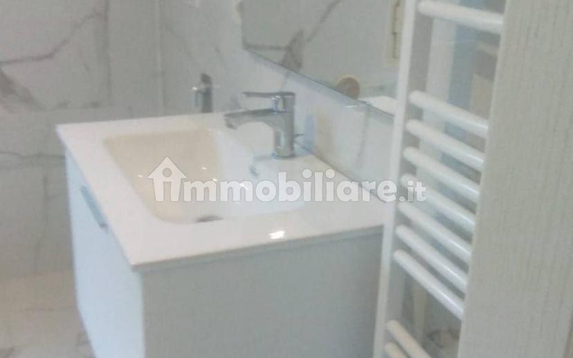 Stanza singola viale Lecco 99, Como — foto 6 di 20