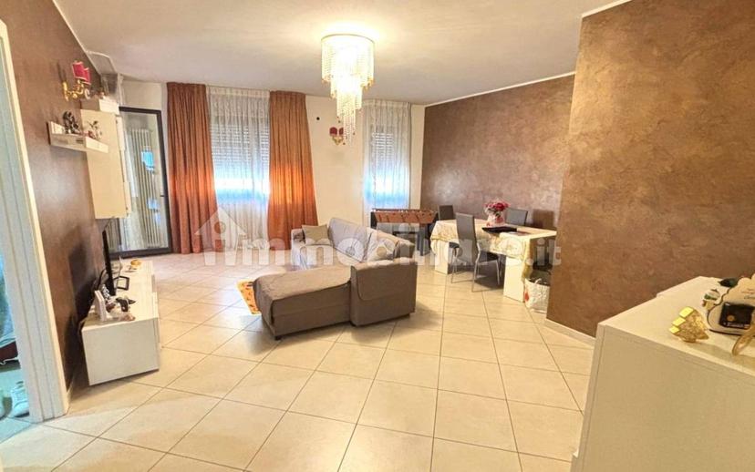 Appartamento via Domenico Elefante 23, Turi — foto 17 di 22