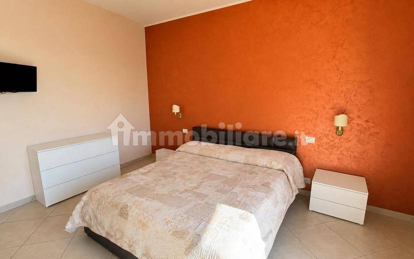 Appartamento via Domenico Elefante 23, Turi — foto 3 di 22