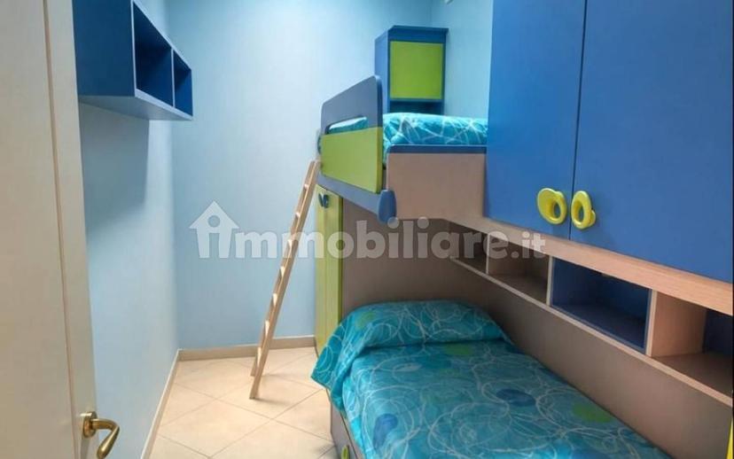 Appartamento via Domenico Elefante 23, Turi — foto 10 di 22