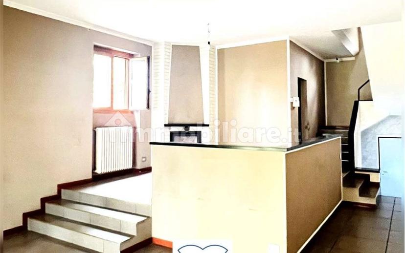 Villa a schiera via Achille Grandi , 2, Arnate, Gallarate — foto 2 di 37