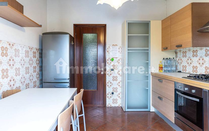 Quadrilocale via 20 Settembre, Centro, Castelnovo di Sotto — foto 9 di 14