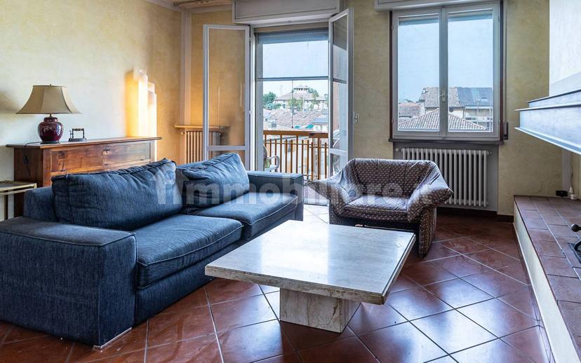 Quadrilocale via 20 Settembre, Centro, Castelnovo di Sotto — foto 8 di 14