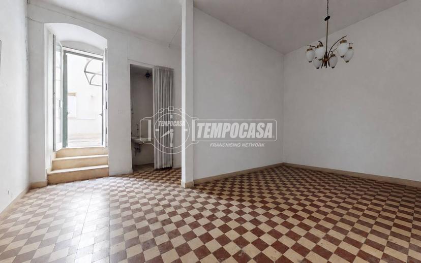 Terratetto unifamiliare Vico Giuseppe Verdi, Centro, Conversano — foto 2 di 27