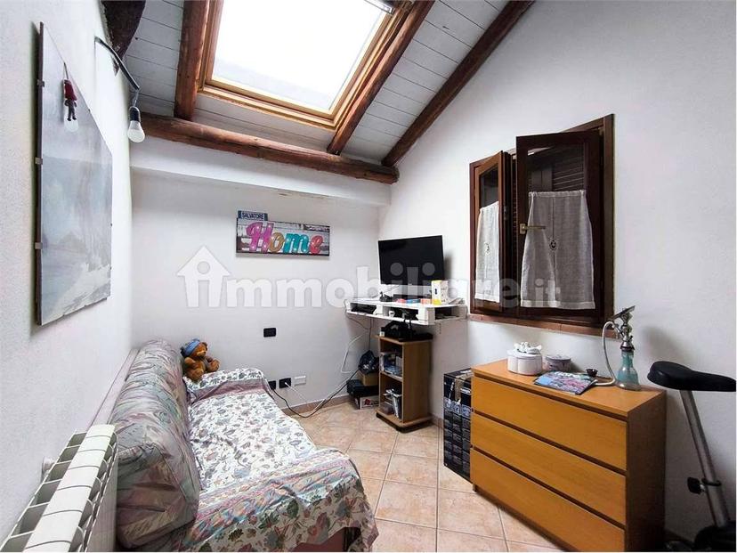 Trilocale via moro da fenegrò, 3, Fenegrò — foto 13 di 17