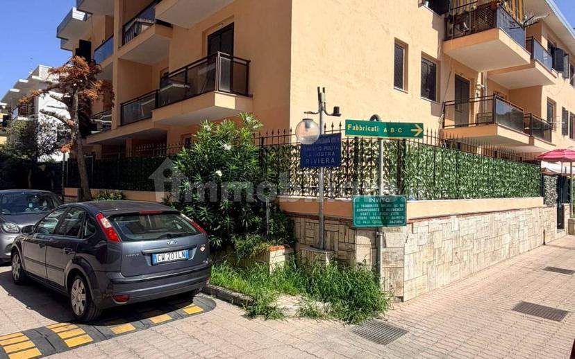 Trilocale viale Fiore Blu, Pinetamare, Castel Volturno — foto 24 di 27