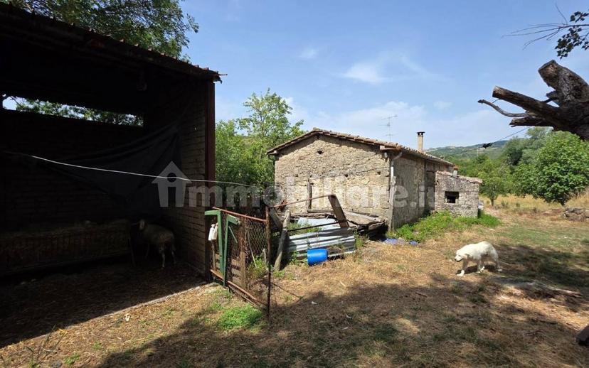 Rustico via Chiassi di Borgo, Santa Fiora — foto 40 di 50