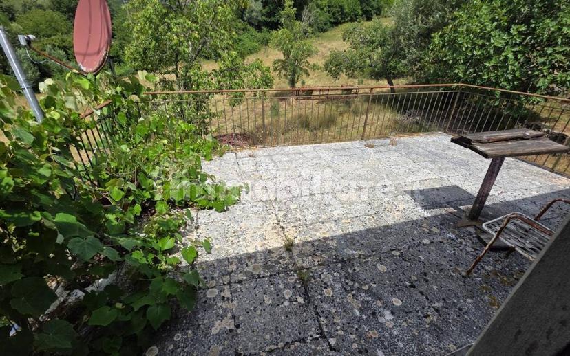 Rustico via Chiassi di Borgo, Santa Fiora — foto 22 di 50