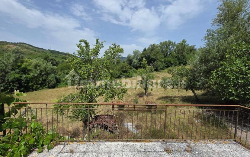 Rustico via Chiassi di Borgo, Santa Fiora — foto 38 di 50