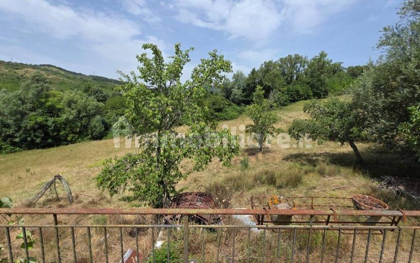 Rustico via Chiassi di Borgo, Santa Fiora — foto 16 di 50