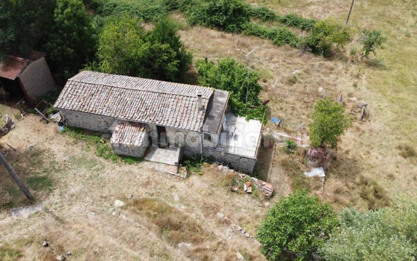 Rustico via Chiassi di Borgo, Santa Fiora — foto 27 di 50