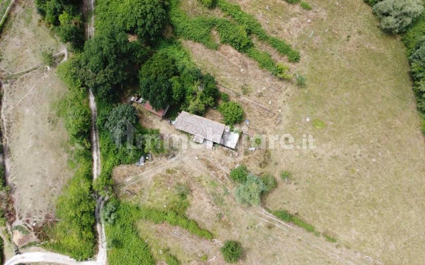 Rustico via Chiassi di Borgo, Santa Fiora — foto 8 di 50