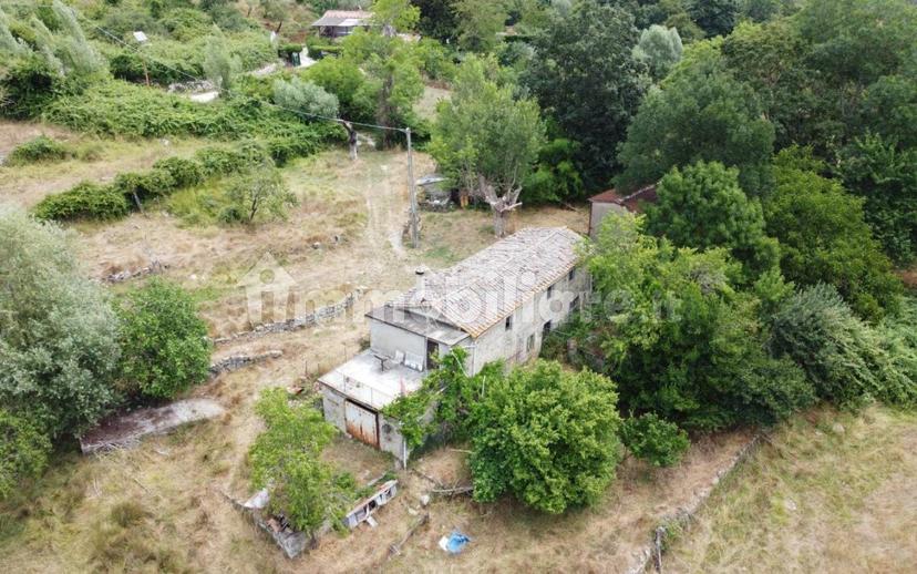 Rustico via Chiassi di Borgo, Santa Fiora — foto 35 di 50