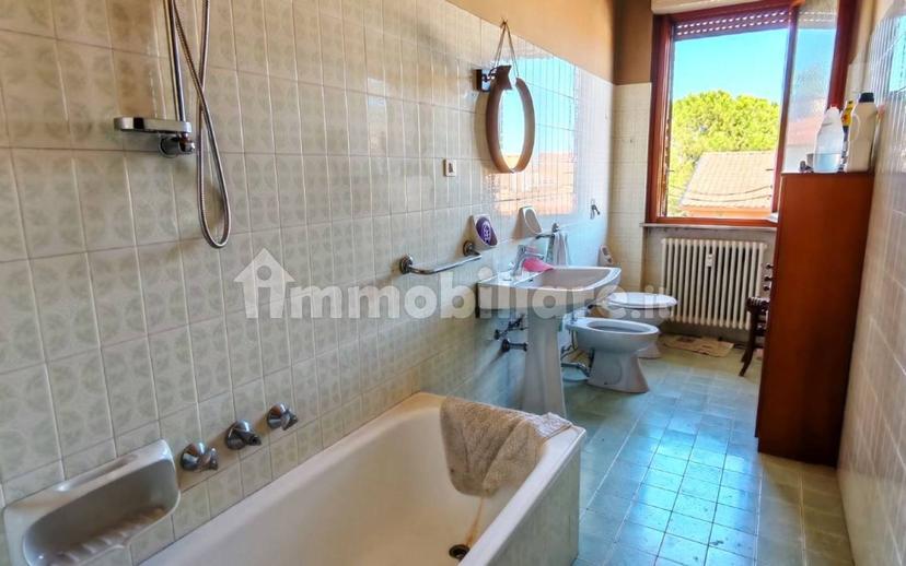 Quadrilocale viale Medaglie d'Oro 46, Spazzoli - Medaglie D'Oro, Forlì — foto 3 di 21