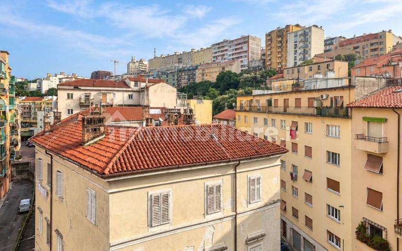 Trilocale via dell'Agro 3/3, Settefontane, Trieste