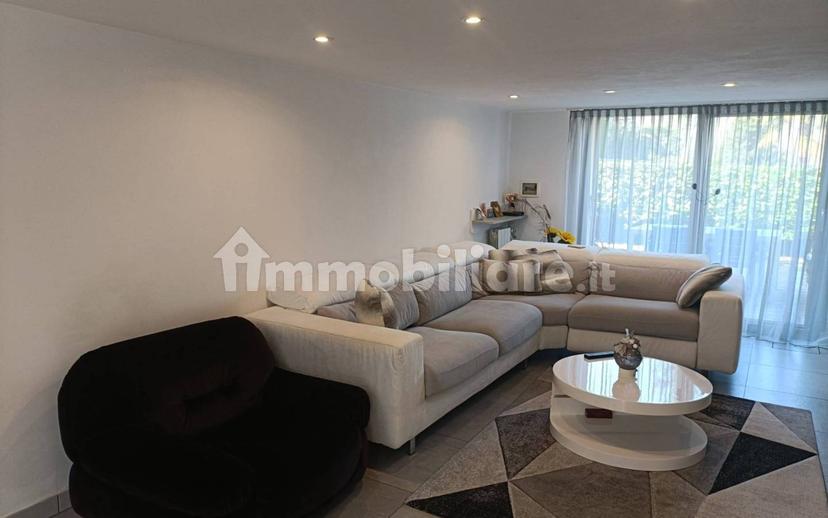Terratetto unifamiliare 96 m², ottimo stato, Camnago Boscone, Faloppio — foto 4 di 58