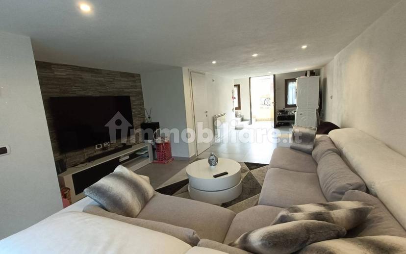 Terratetto unifamiliare 96 m², ottimo stato, Camnago Boscone, Faloppio — foto 33 di 58