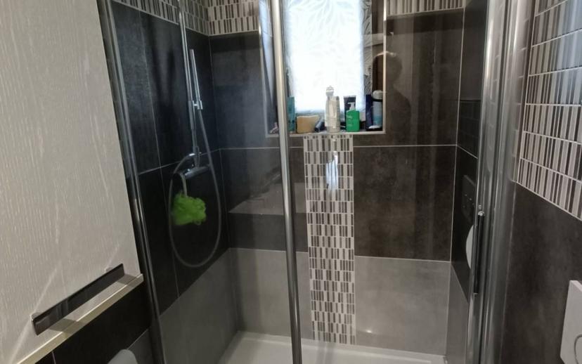 Terratetto unifamiliare 96 m², ottimo stato, Camnago Boscone, Faloppio — foto 3 di 58