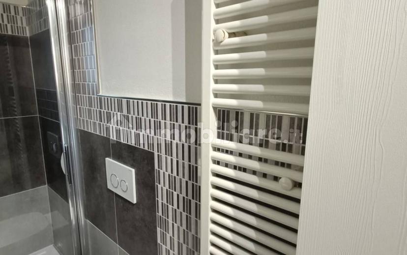 Terratetto unifamiliare 96 m², ottimo stato, Camnago Boscone, Faloppio — foto 12 di 58