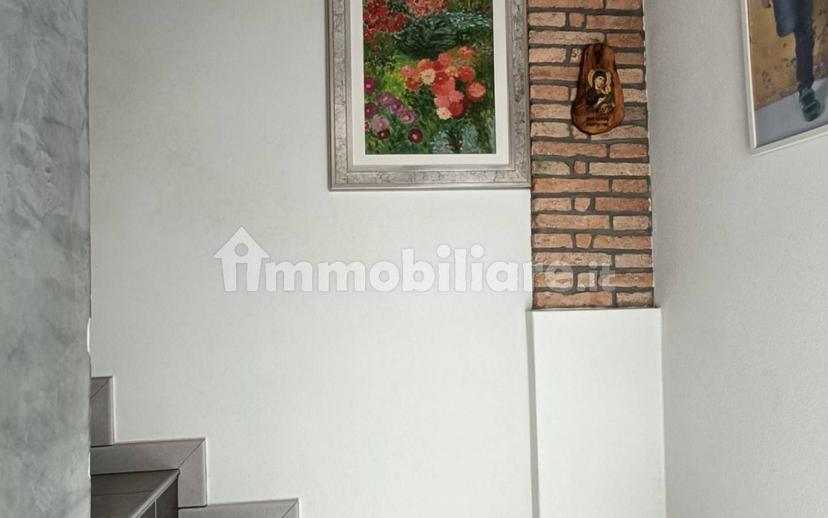 Terratetto unifamiliare 96 m², ottimo stato, Camnago Boscone, Faloppio