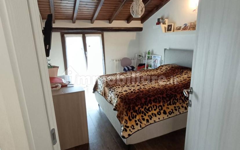 Terratetto unifamiliare 96 m², ottimo stato, Camnago Boscone, Faloppio — foto 17 di 58