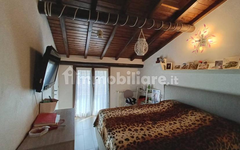 Terratetto unifamiliare 96 m², ottimo stato, Camnago Boscone, Faloppio — foto 31 di 58