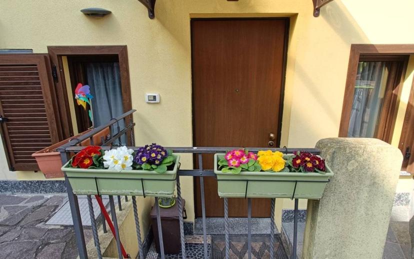 Terratetto unifamiliare 96 m², ottimo stato, Camnago Boscone, Faloppio — foto 20 di 58
