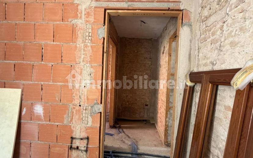 Terratetto unifamiliare via Dante Alighieri 31, Centro, Bagnolo San Vito — foto 3 di 30