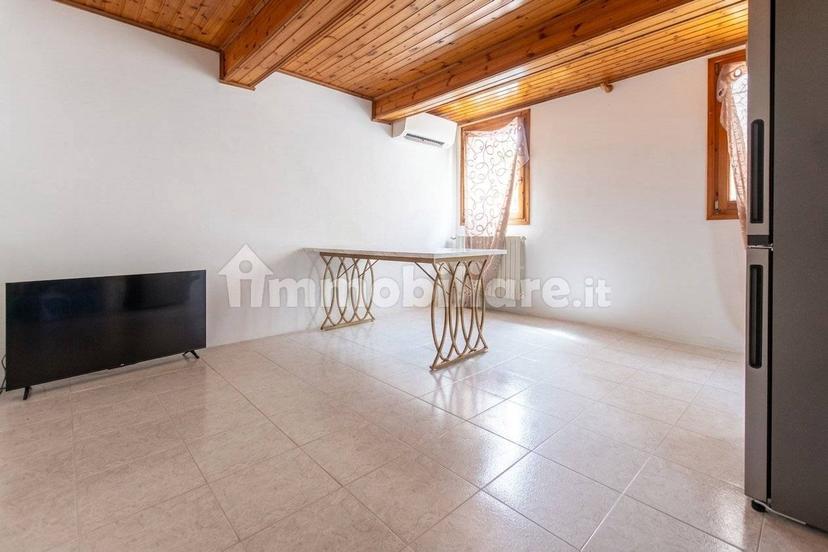 Terratetto unifamiliare via Comacchio, Cona, Ferrara — foto 3 di 19