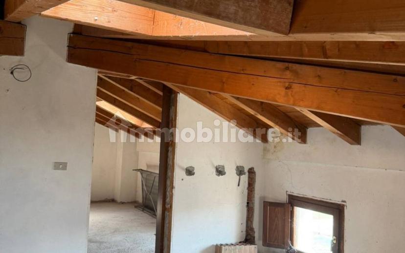 Terratetto unifamiliare via Dante Alighieri 31, Centro, Bagnolo San Vito — foto 9 di 30