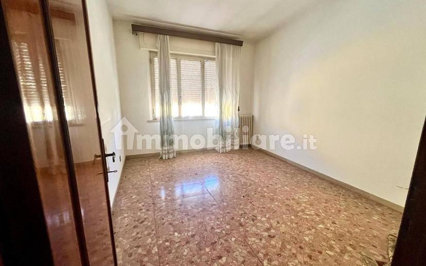 Trilocale buono stato, primo piano, Centro, Buti — foto 10 di 17