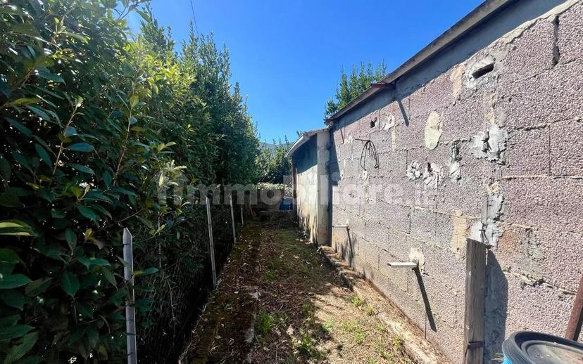 Trilocale buono stato, primo piano, Centro, Buti — foto 3 di 17