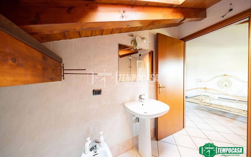 Bilocale via Invorio 19/c, Centro, Paruzzaro — foto 23 di 30