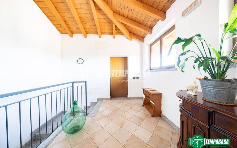 Bilocale via Invorio 19/c, Centro, Paruzzaro — foto 4 di 30