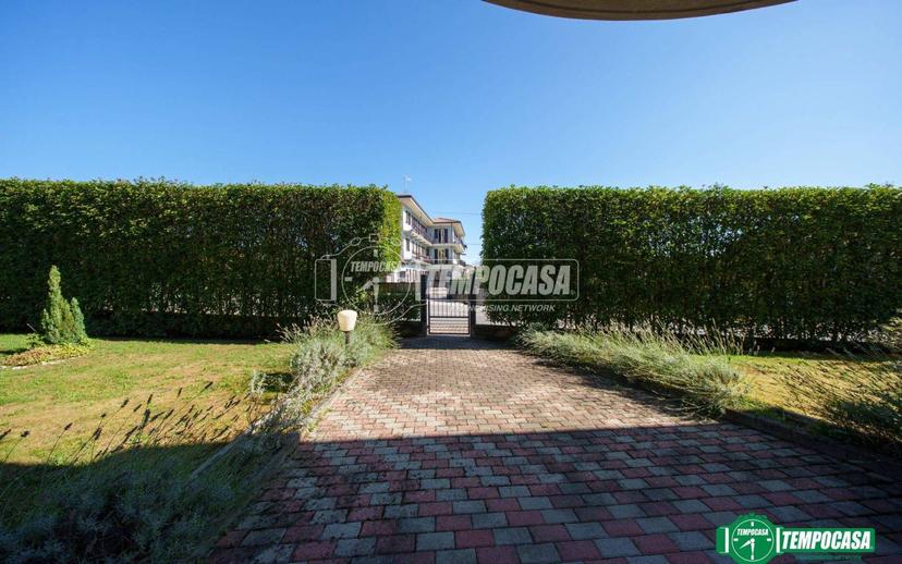 Bilocale via Invorio 19/c, Centro, Paruzzaro — foto 15 di 30